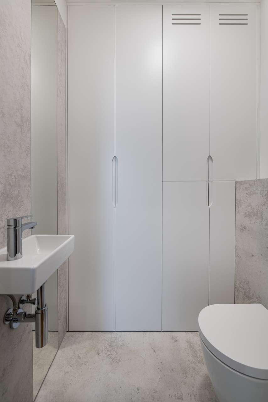skandináv stílusú fürdőszoba szekrény